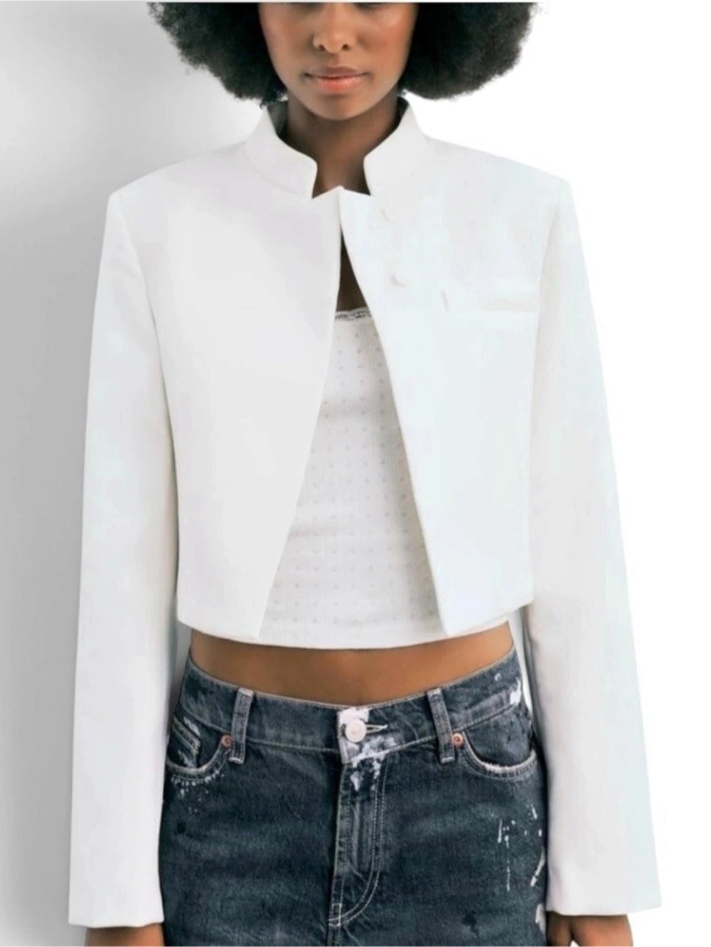 Zara Women's Ivory Cropped Jacket Size Medium